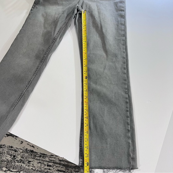 Zara Straight leg Cropped Jeans in grey/ women’s size 4 - Picture 9 of 9
